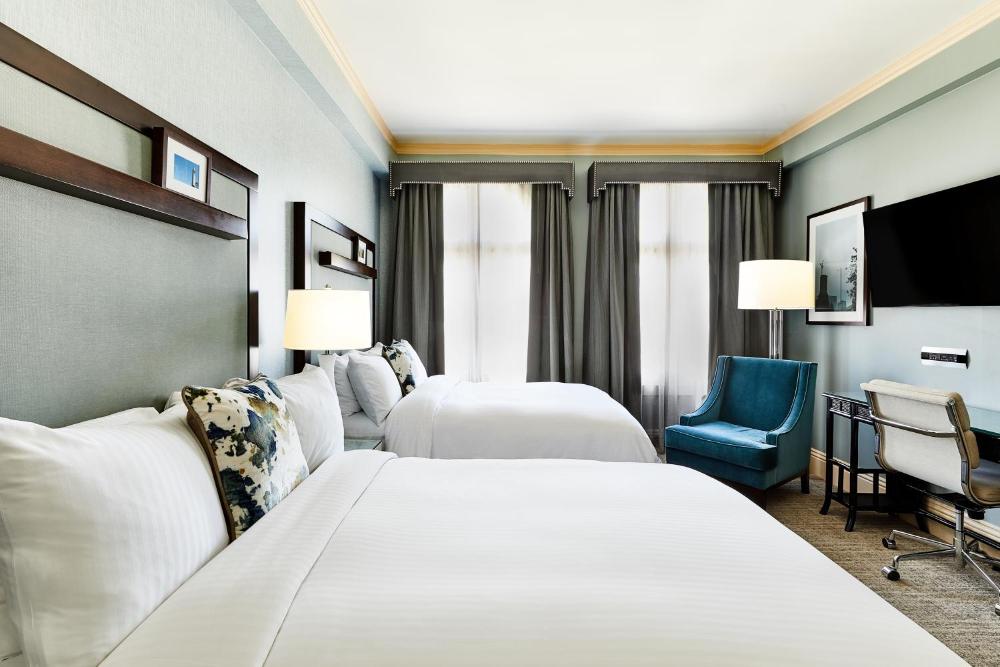 Deluxe Double Room interior
